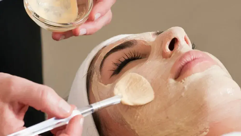 Luxury Skincare: Achieve Radiant, Hydrating Skin with Champagne Facial!